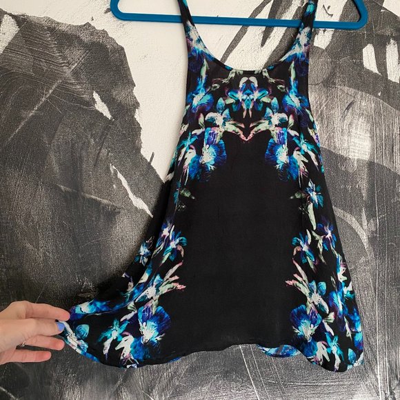 Free People | Border Print | Black Floral | Cross Back | Tank Top | Size Small - Picture 4 of 9